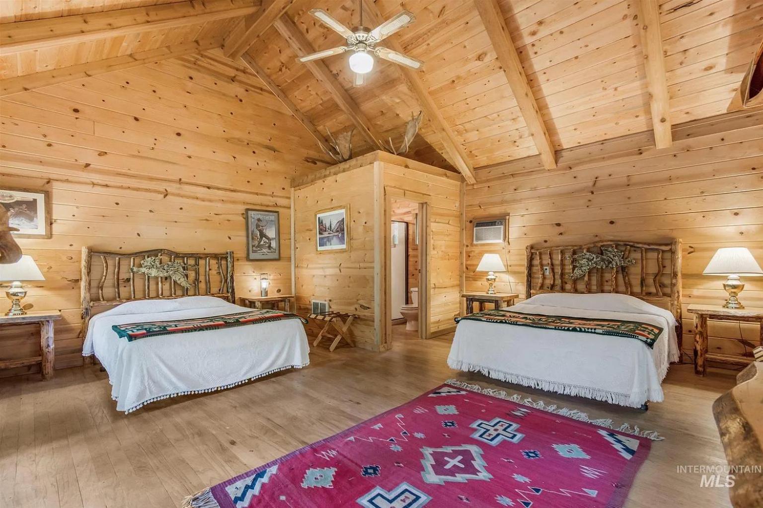 The Community At Riggins Hot Springs Hotell Exteriör bild